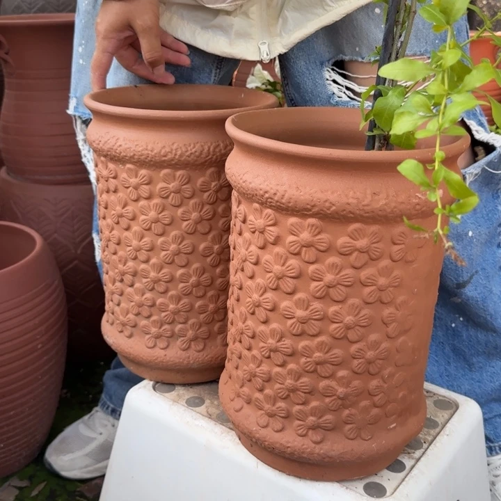 紫砂花瓶口20高31宜兴土陶瑕疵粗糙小花模糊
