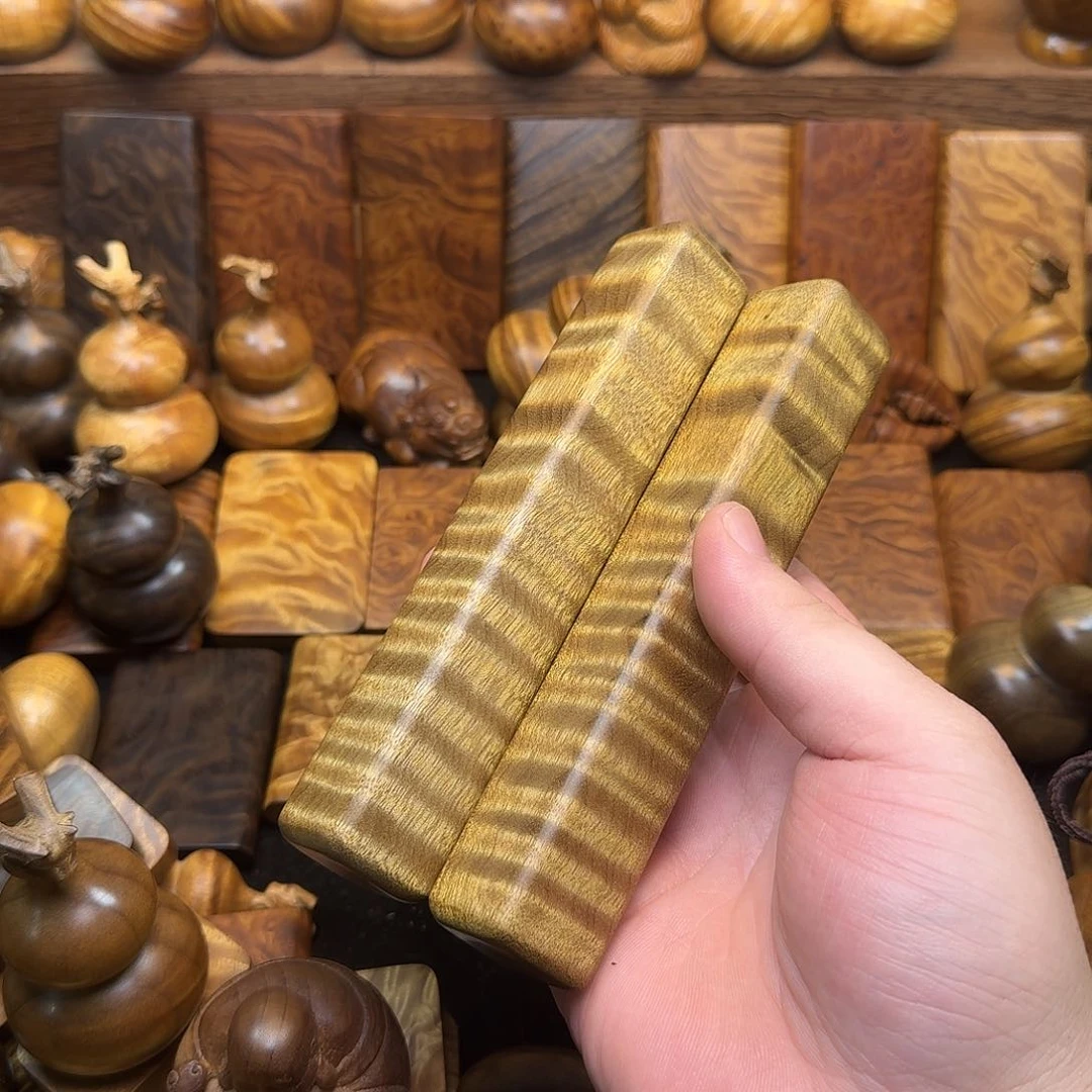 金丝楠h*h金丝楠木平安无事牌