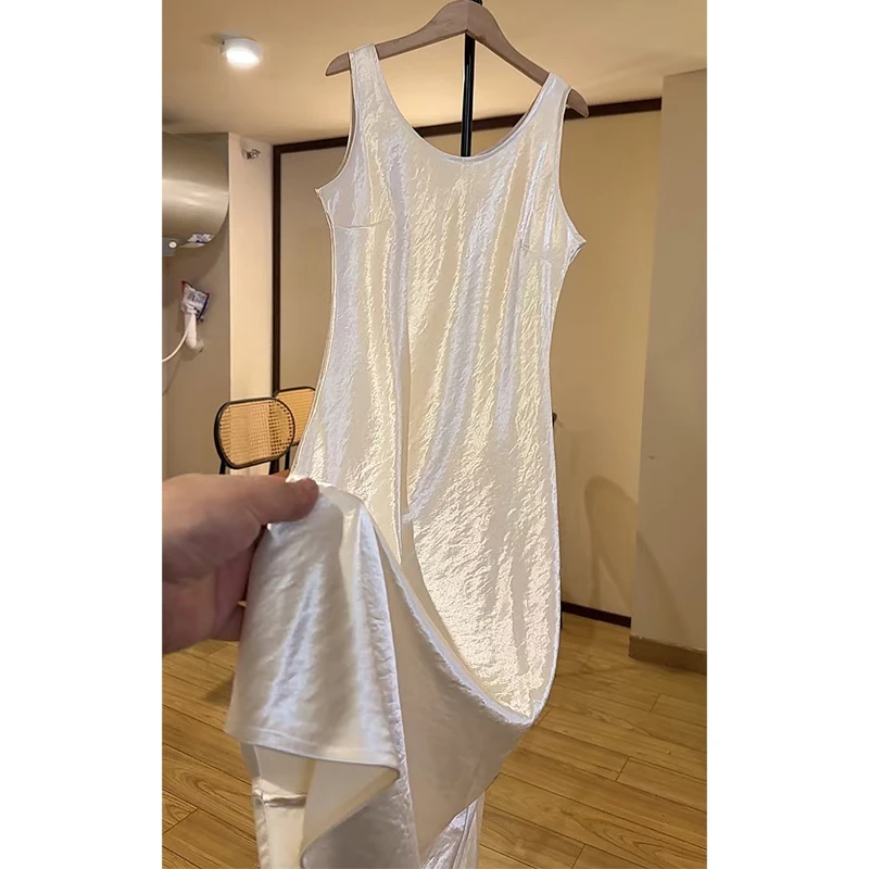 醋酸缎面修身背心连衣裙女春夏新款无袖长裙白色
