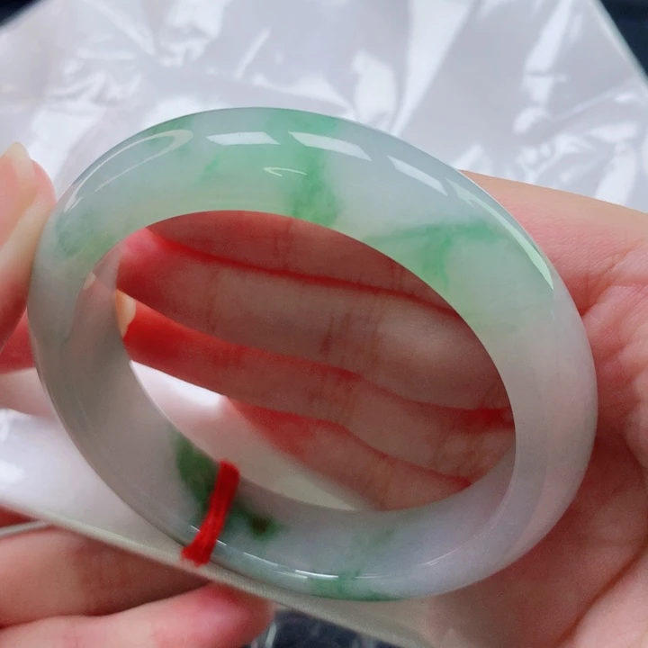 翡翠未镶嵌手镯圈口5556
