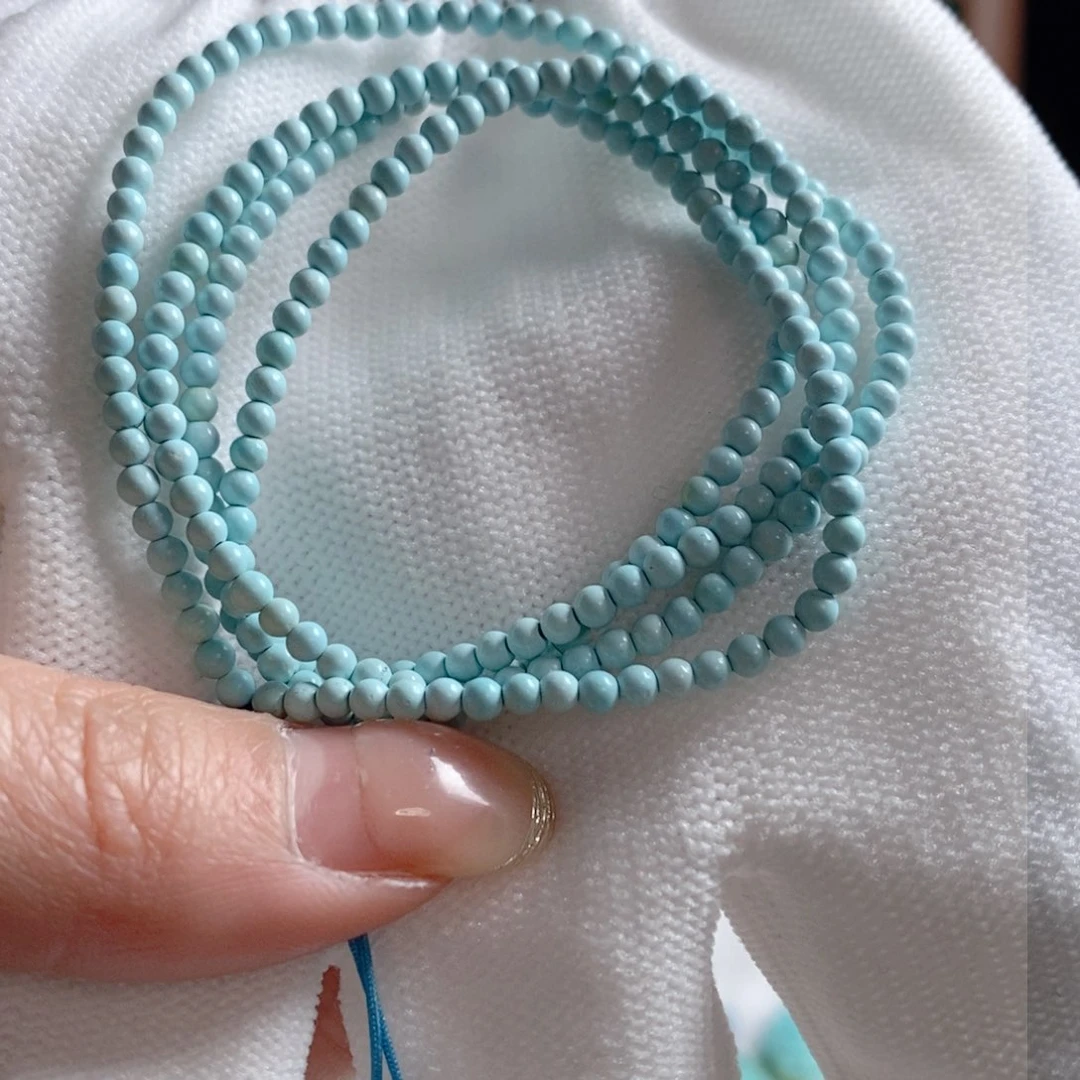 绿松石颈饰未镶嵌