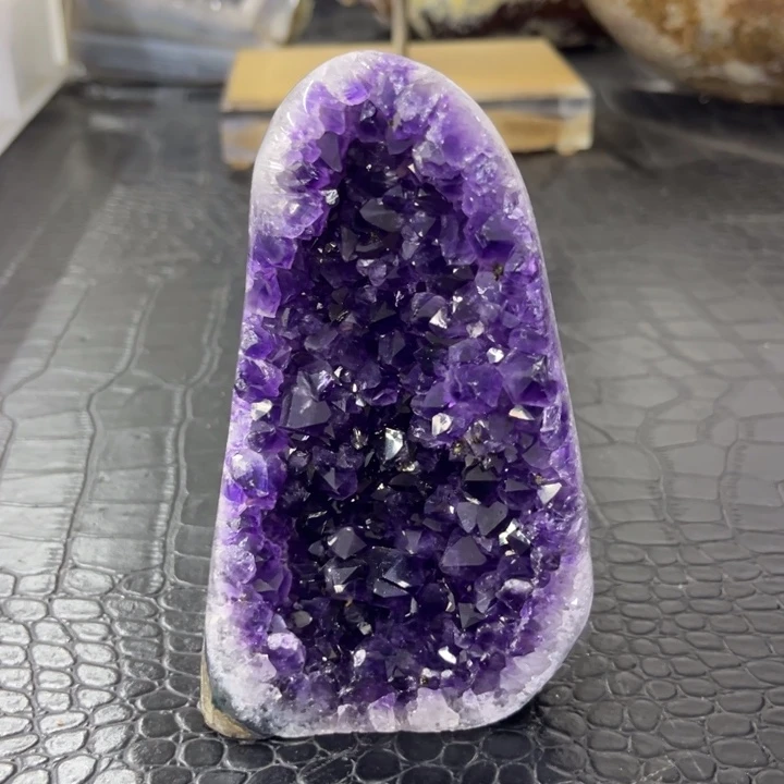 未镶嵌珠宝半成品水晶紫晶簇