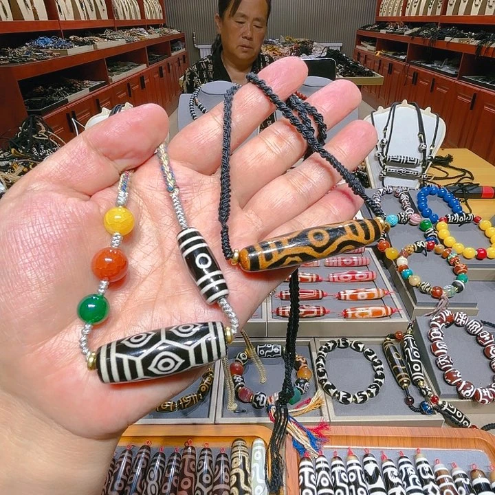 未镶嵌玛瑙/玉髓珠宝奇石