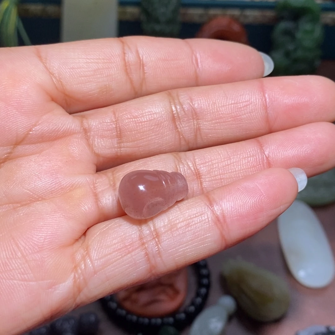 是***呀南红玛瑙未镶嵌颈饰