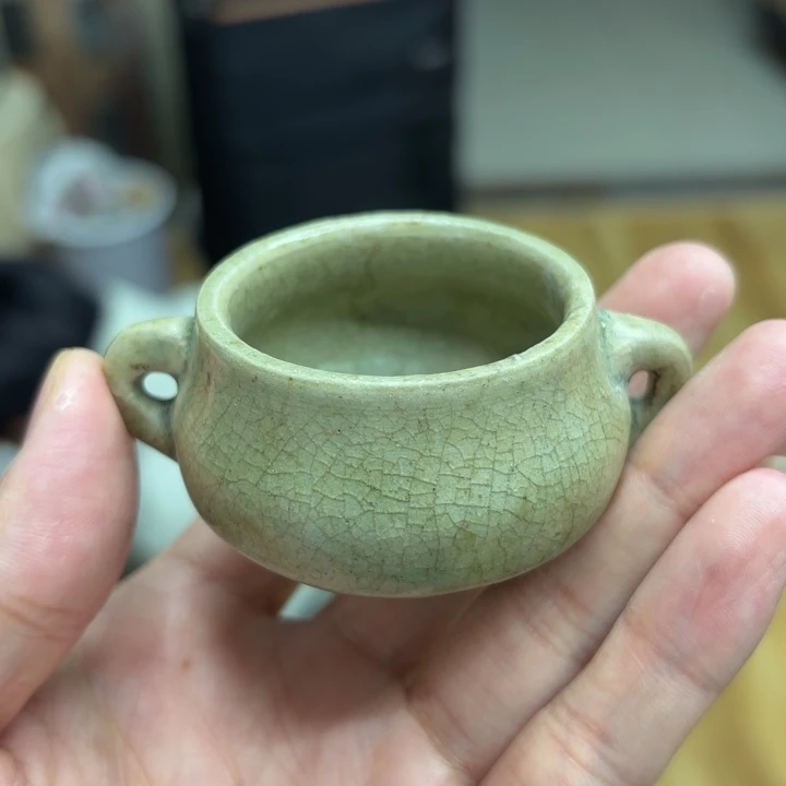 摆件精美的陶瓷摆件……