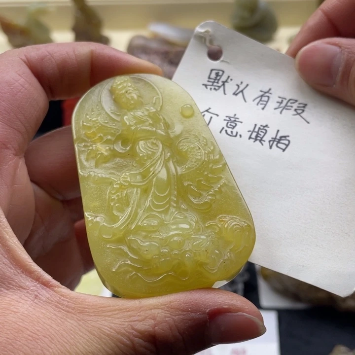 蛇纹石玉颈饰未镶嵌70