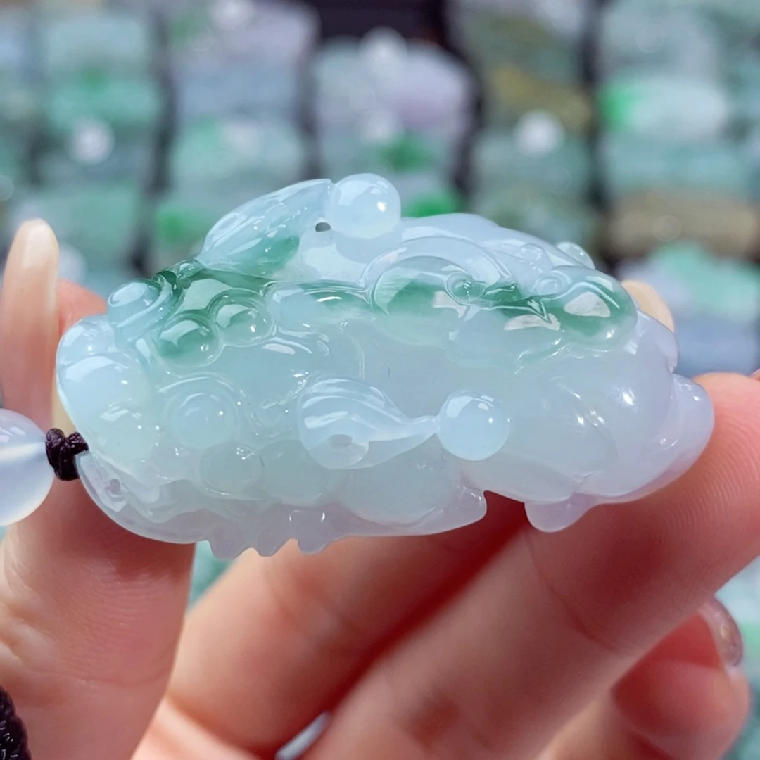 颈饰未镶嵌翡翠天然