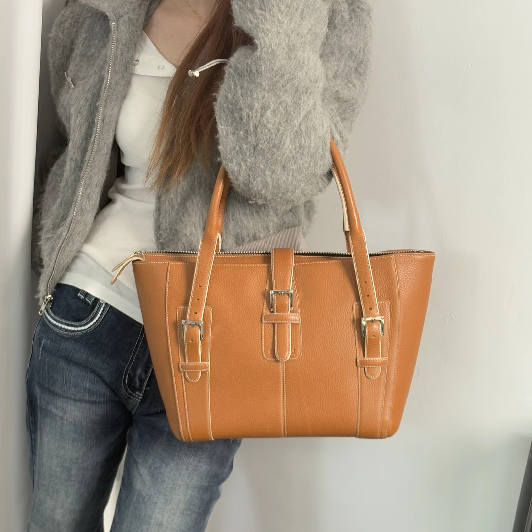 95新 LOEWE/罗意威 焦糖色皮质单肩包db