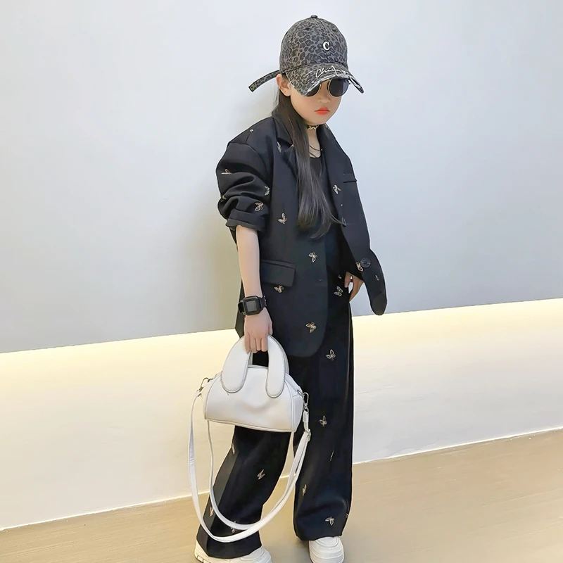 女童西装套装春装2025新款洋气时髦小女孩街舞模特走秀潮酷三件套