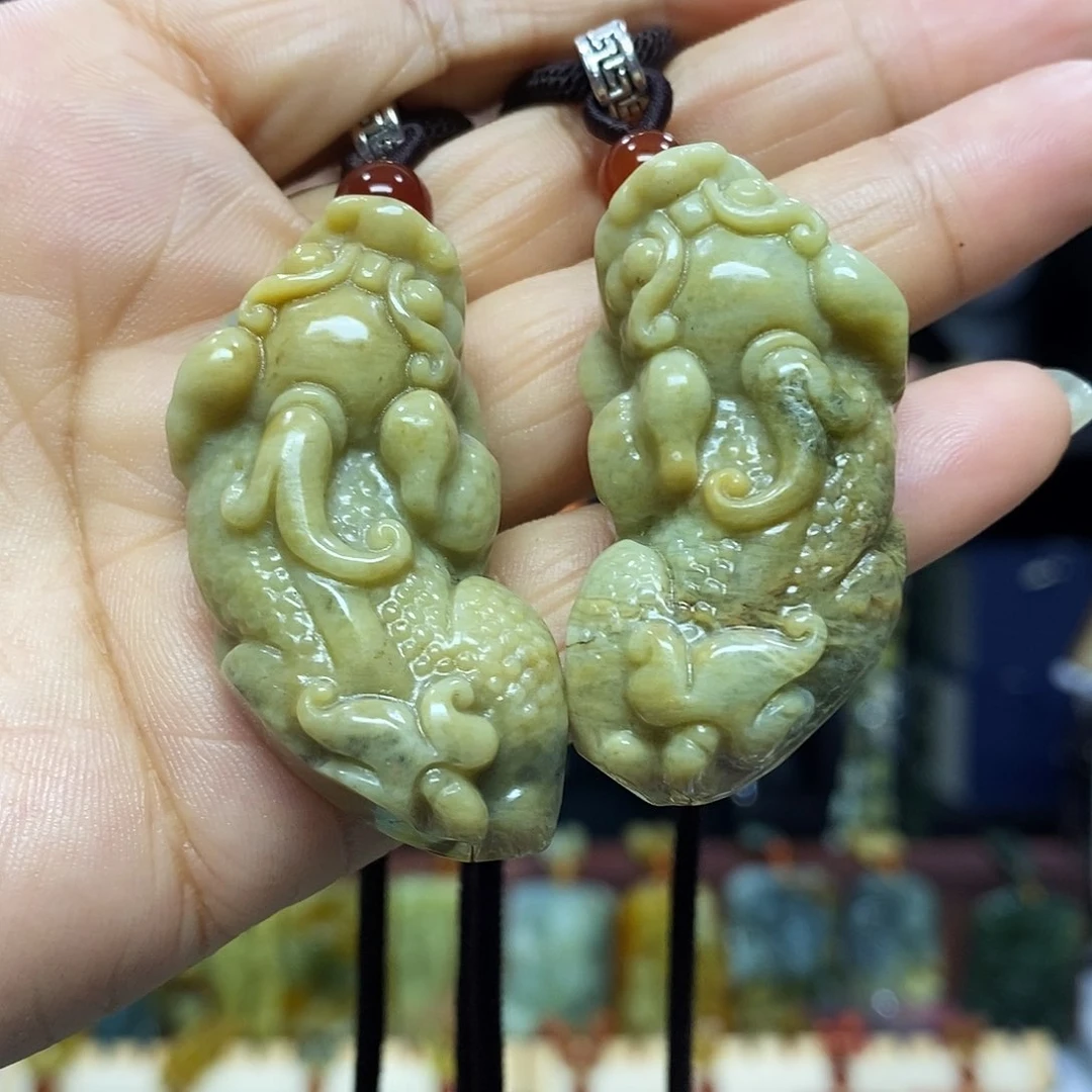 未镶嵌岫玉挂件吊坠