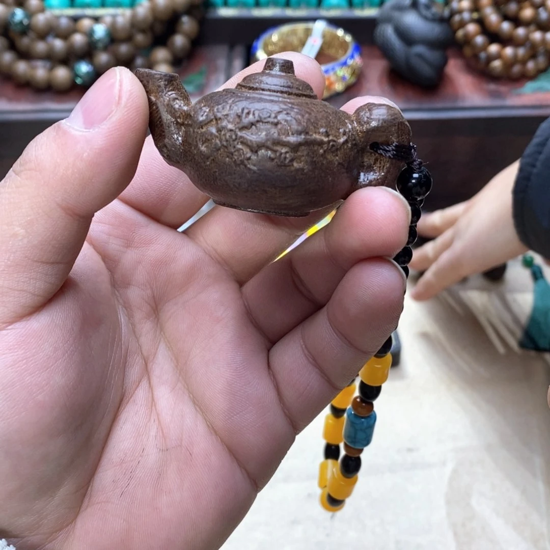 大叶紫檀（黑酸枝木类）