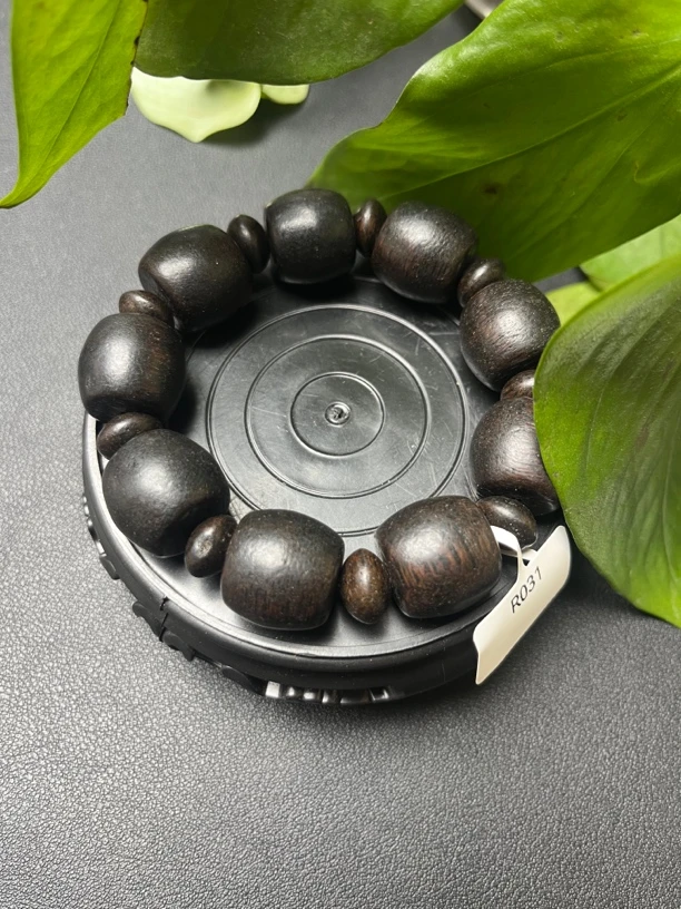 【小茜】R031沉木鼓珠手串