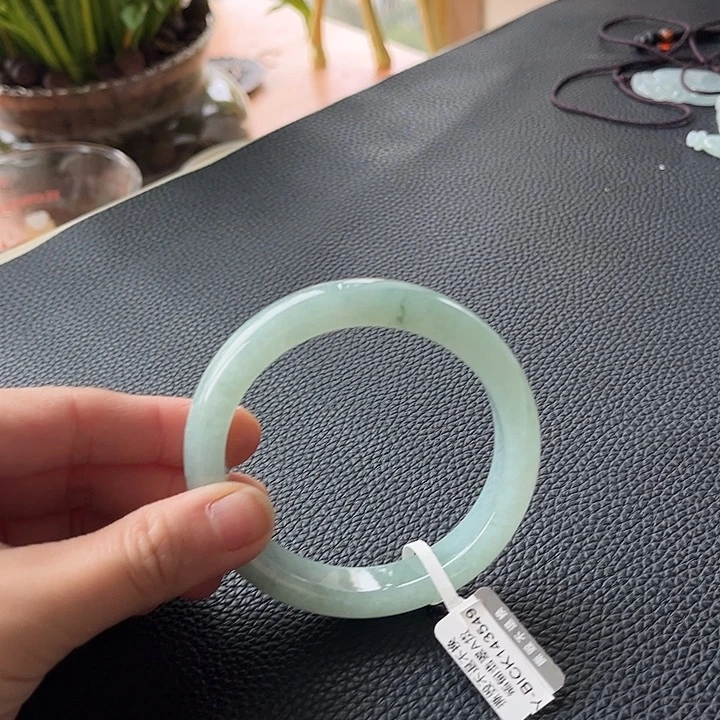 翡翠未镶嵌手镯天然翡翠手镯5