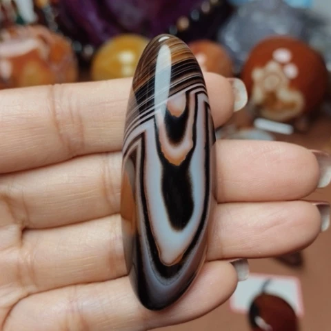 未镶嵌玛瑙/玉髓珠宝奇石