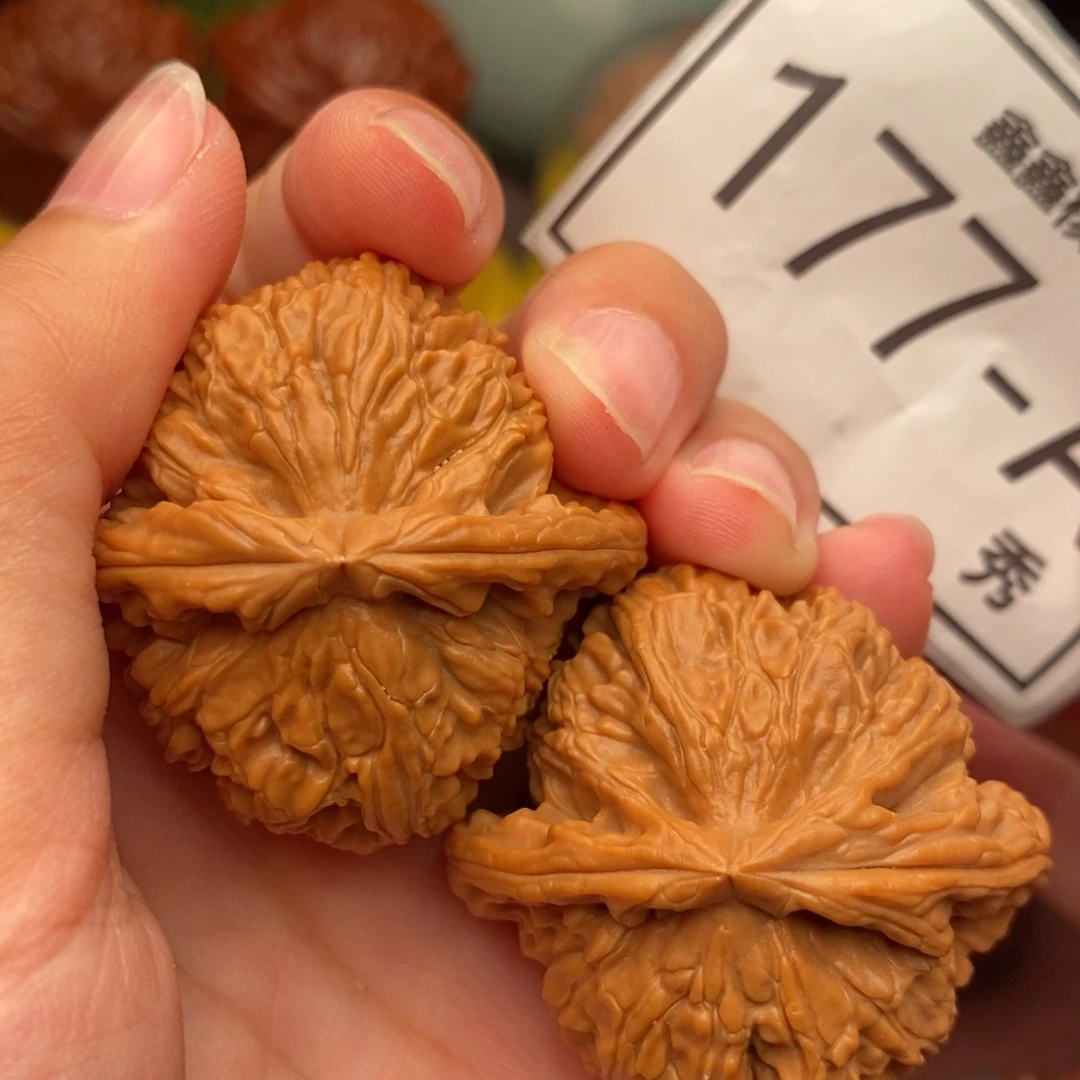 把件文玩核桃白狮40……