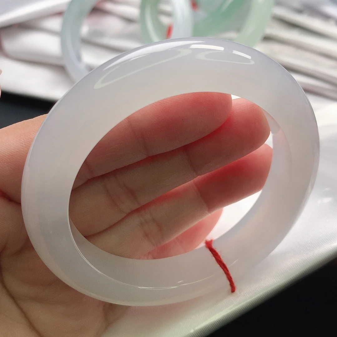 翡翠未镶嵌手镯缅甸52.53