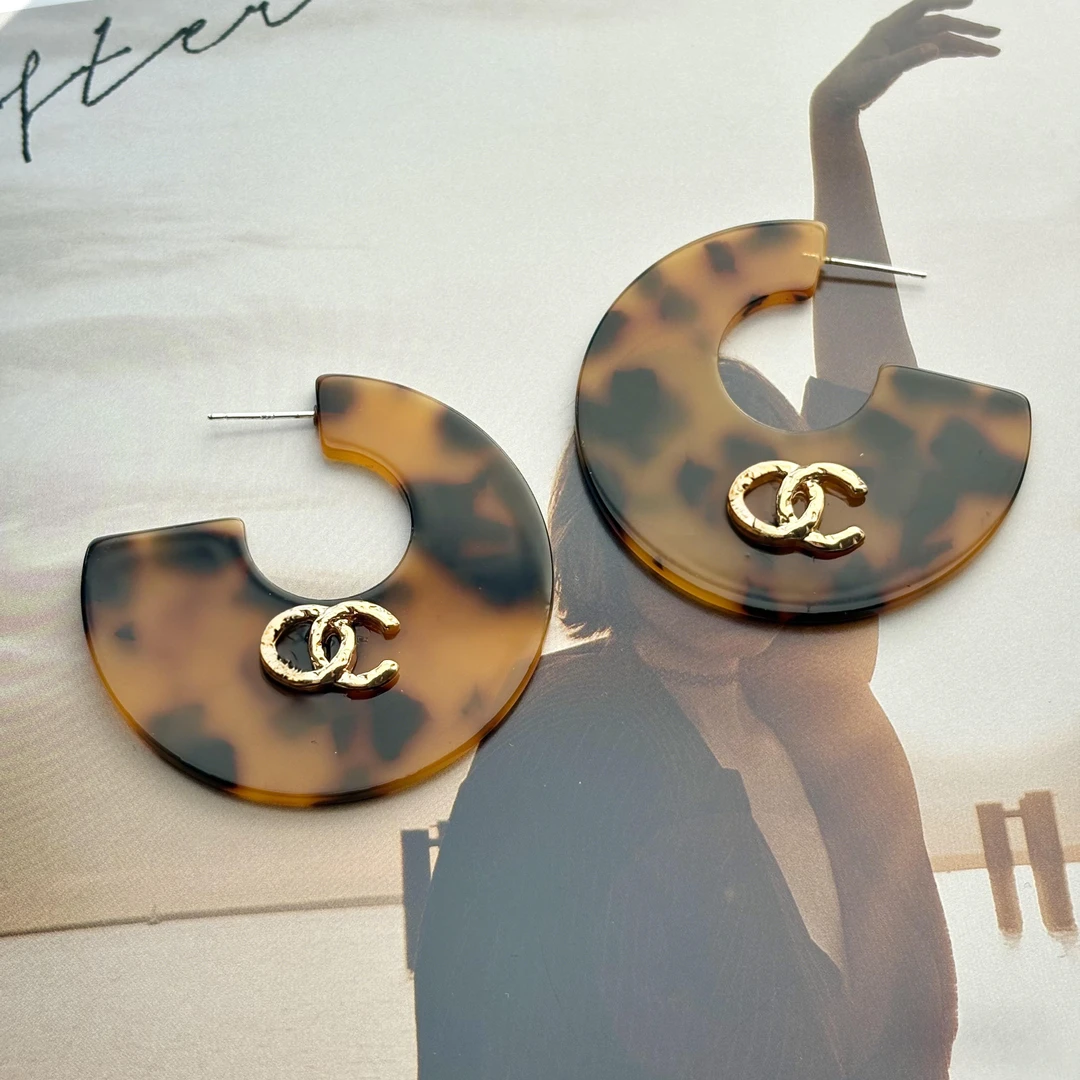 铜合金树脂耳饰 小香渐变玳瑁色复古醋酸耳环高级感百搭几何耳饰