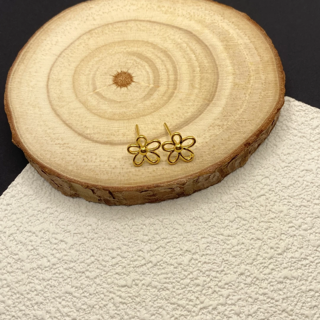 【金喜圆】足金999 格桑花耳钉（直针）带钢印证书