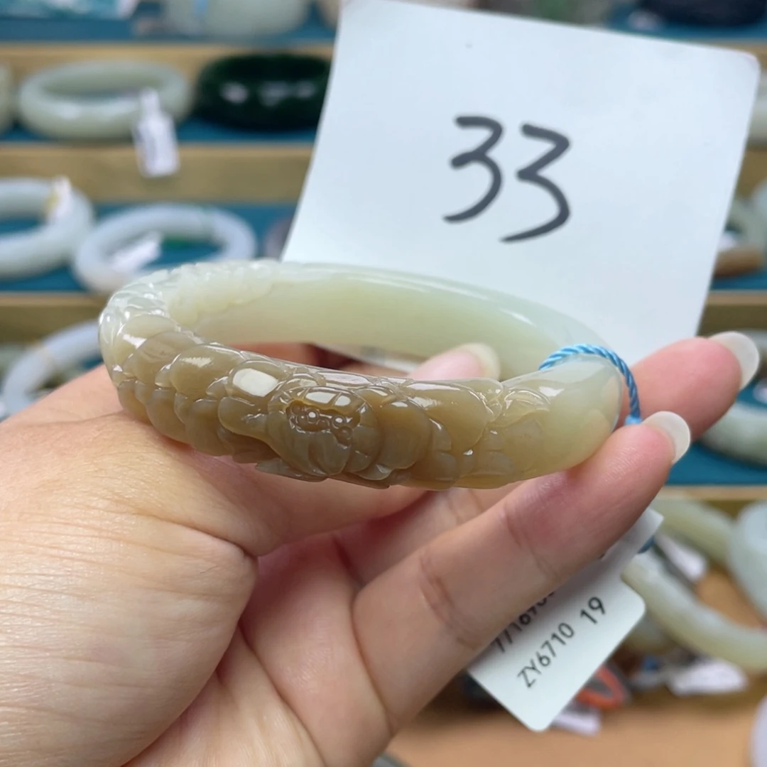未镶嵌手镯和田玉圈口55