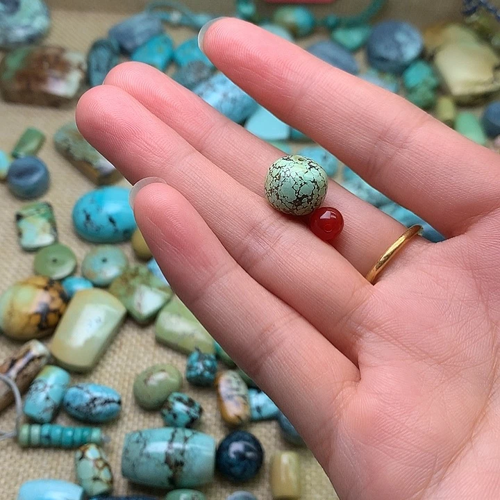 上***神南红玛瑙未镶嵌珠宝奇石