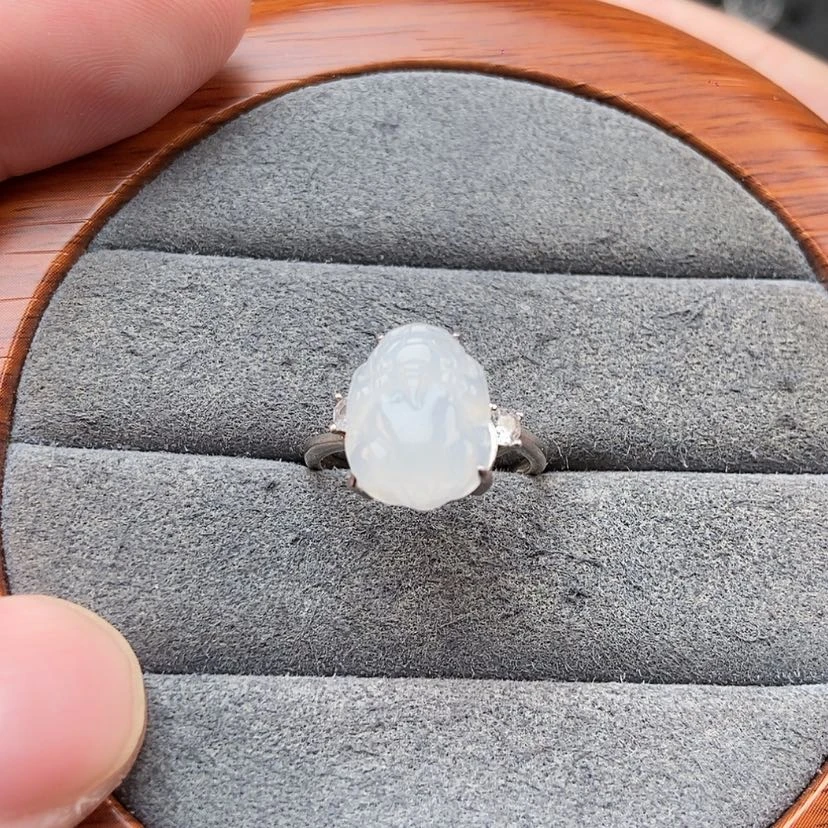 【闪购商品】翡翠戒指银S925镶嵌?*莹兮兮