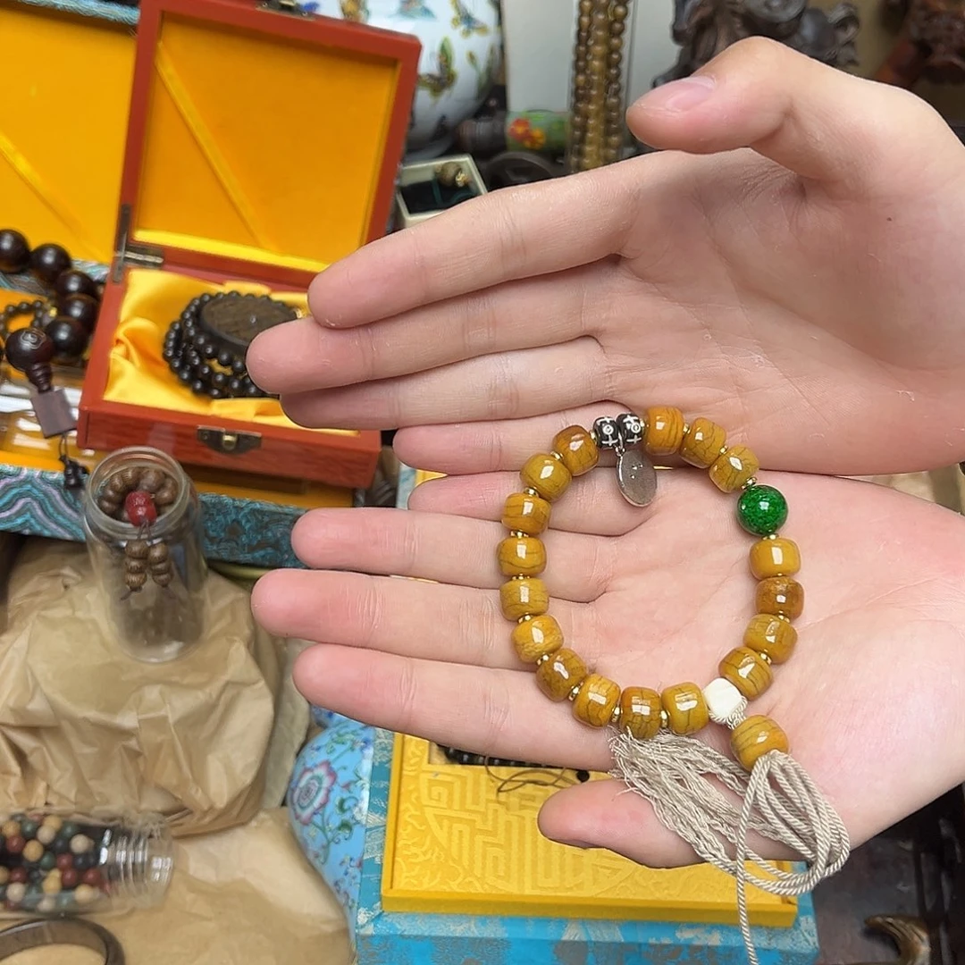 大叶紫檀（黑酸枝木类）