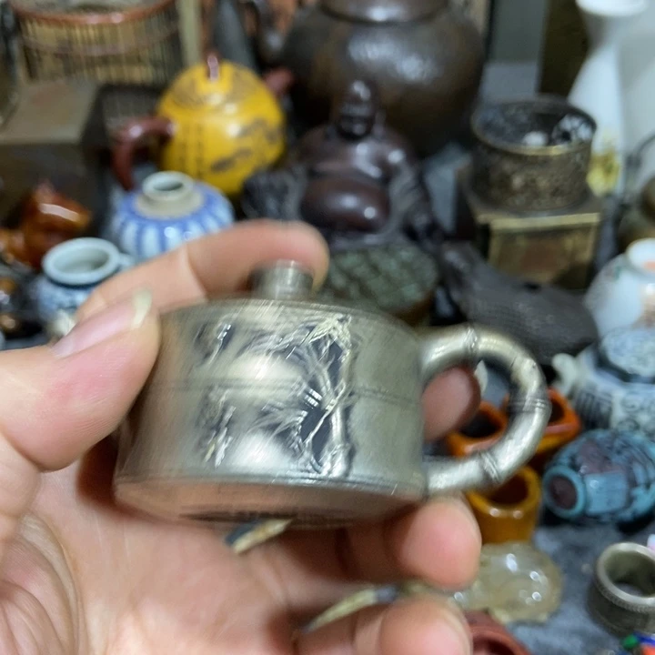 收***领陶瓷小摆件等多种产品
