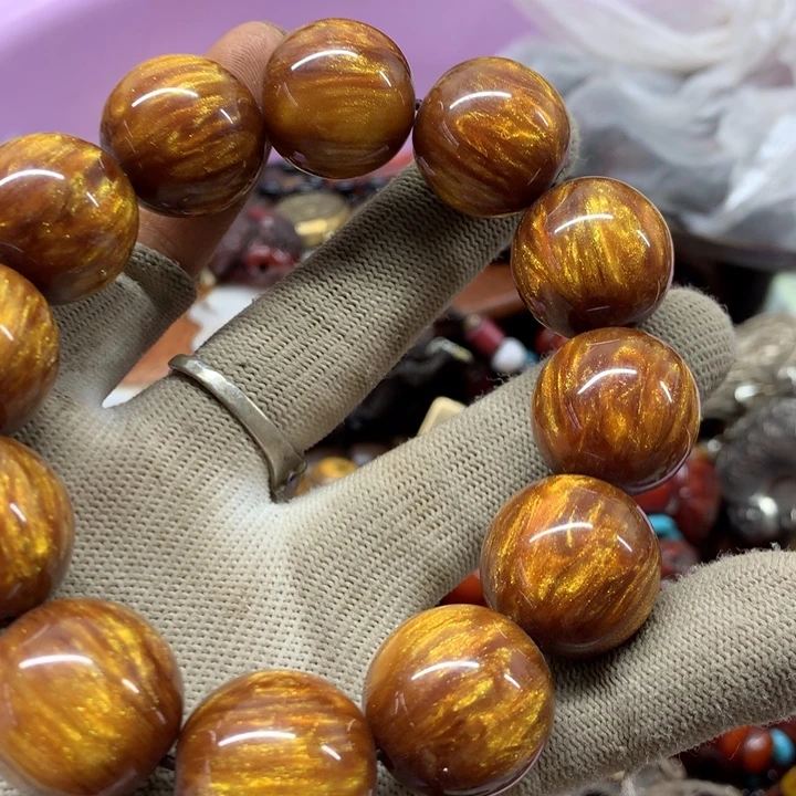 王***帝琉璃手工艺品吐槽女神拿女性开展加班