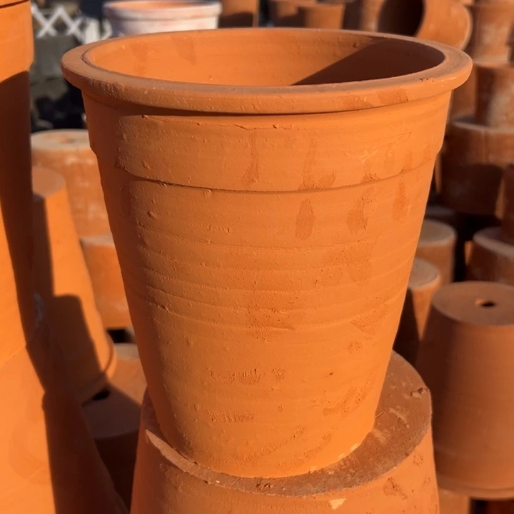 22×23 手工拉胚红陶微瑕