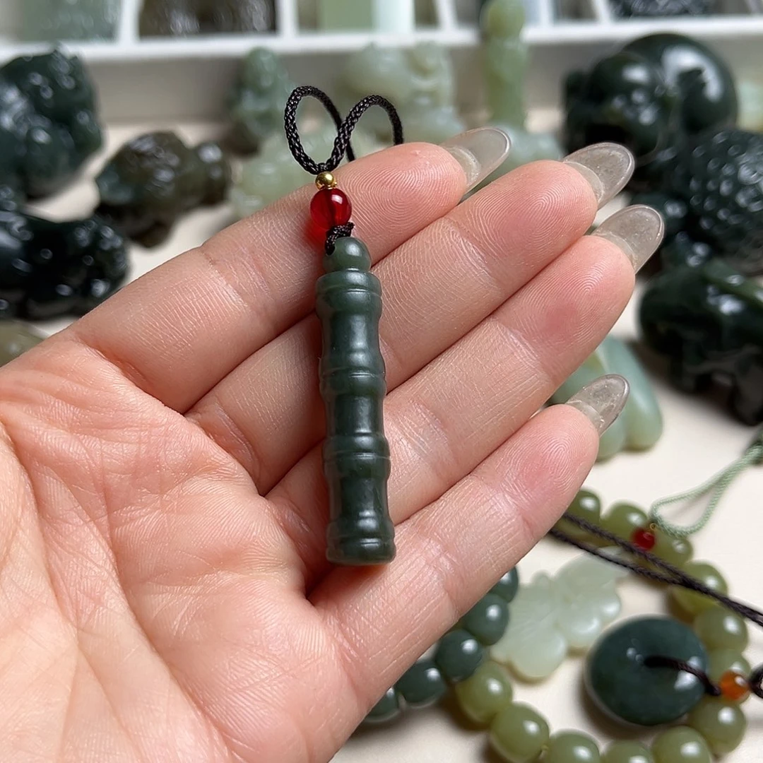 和田玉未镶嵌挂件小*猫