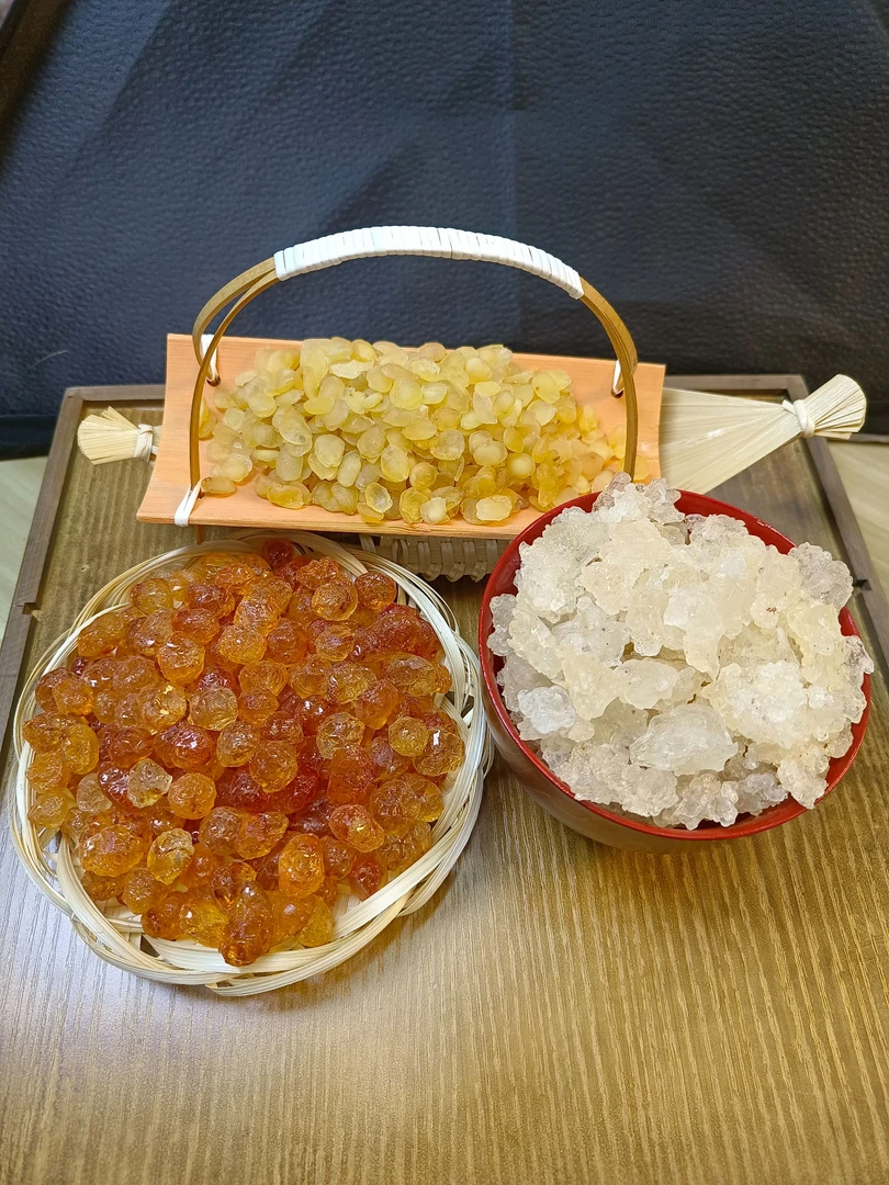 天然桃胶雪燕皂角米组合正品云南拉丝雪燕老树桃胶双荚皂角米