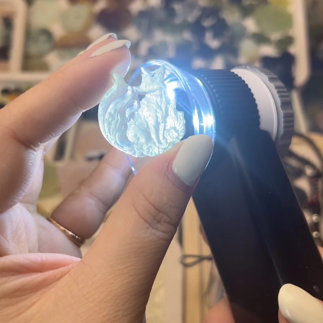 蛇纹石玉颈饰合金
