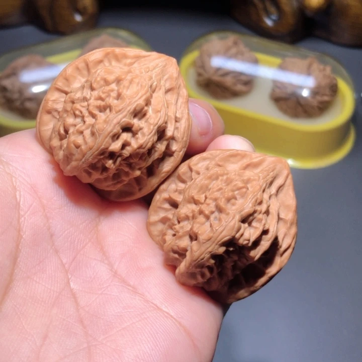 文玩核桃把件36火焰马蹄