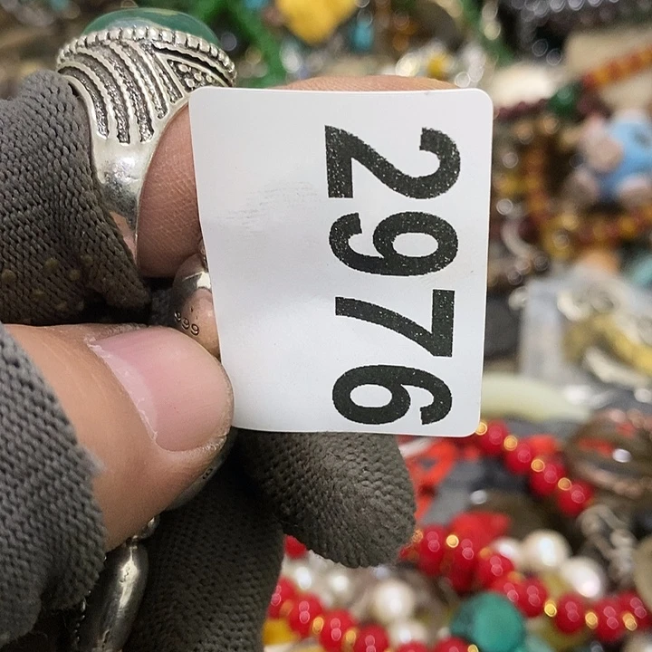 戎**月前后两个月的时间2976