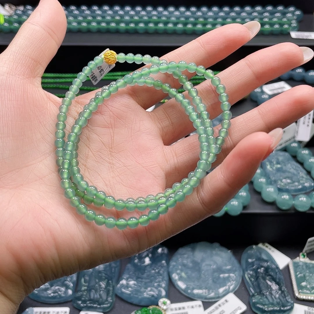 翡翠18K金镶嵌颈饰卡4.3