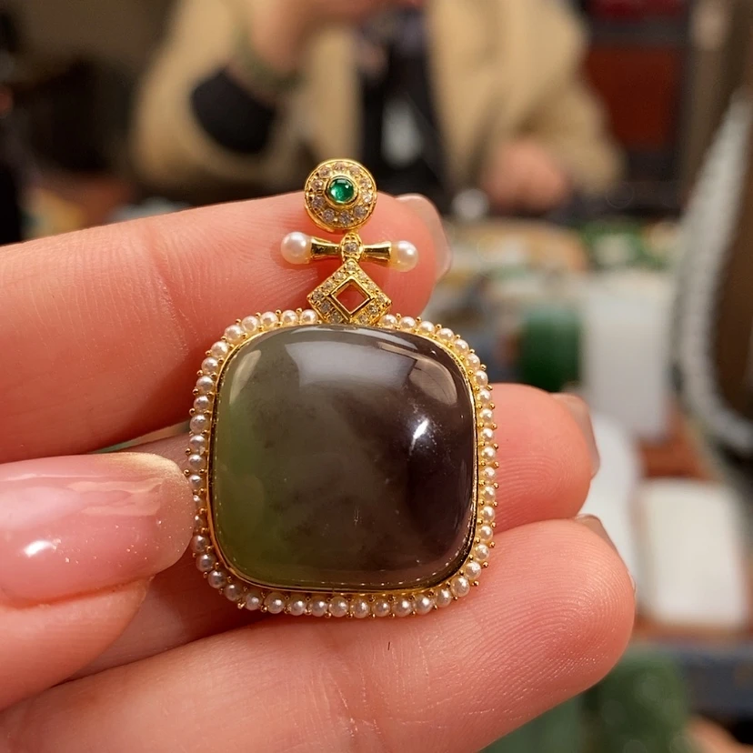 【闪购商品】颈饰银S925镶嵌和田玉