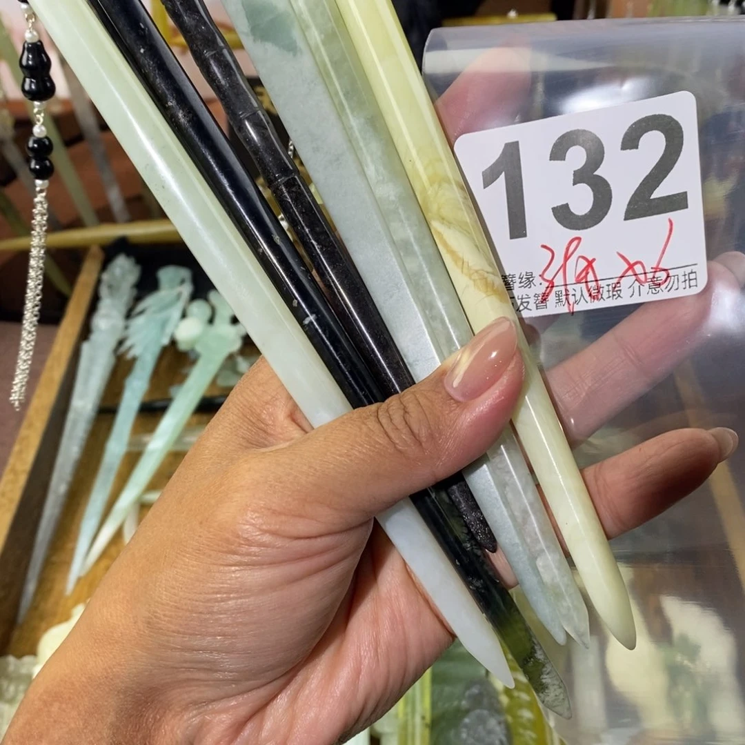 *****蛇纹石玉未镶嵌发饰