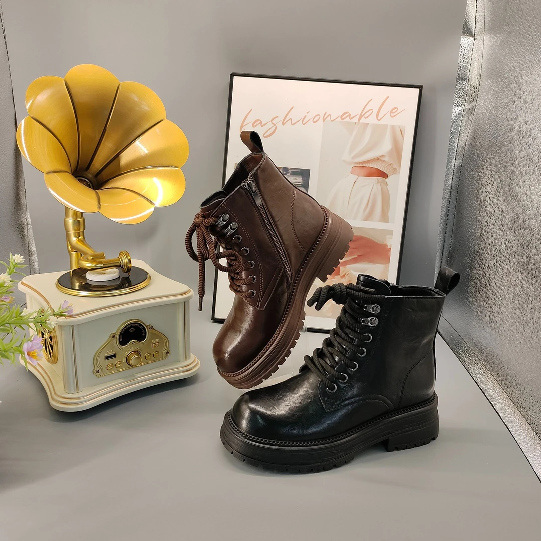 真皮手抓纹马丁靴新款秋季侧拉链厚底百搭显瘦短靴9527
