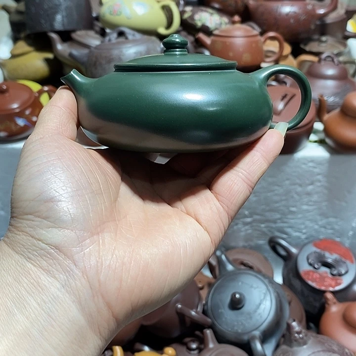 紫砂茶壶微瑕微笑