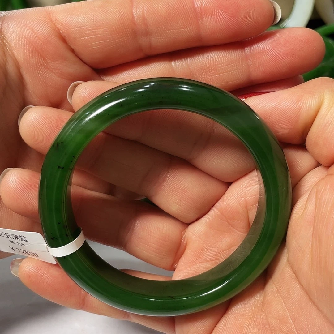 和田玉（碧玉）手镯未镶嵌