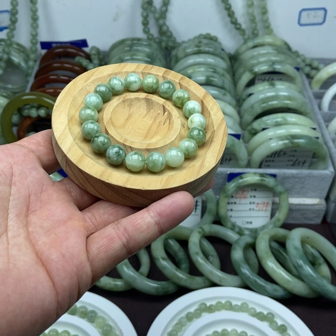 未镶嵌蛇纹石玉手链