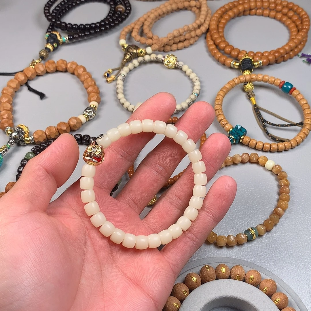 吊坠菩提根/象牙果。。。。。。。。。。。。。