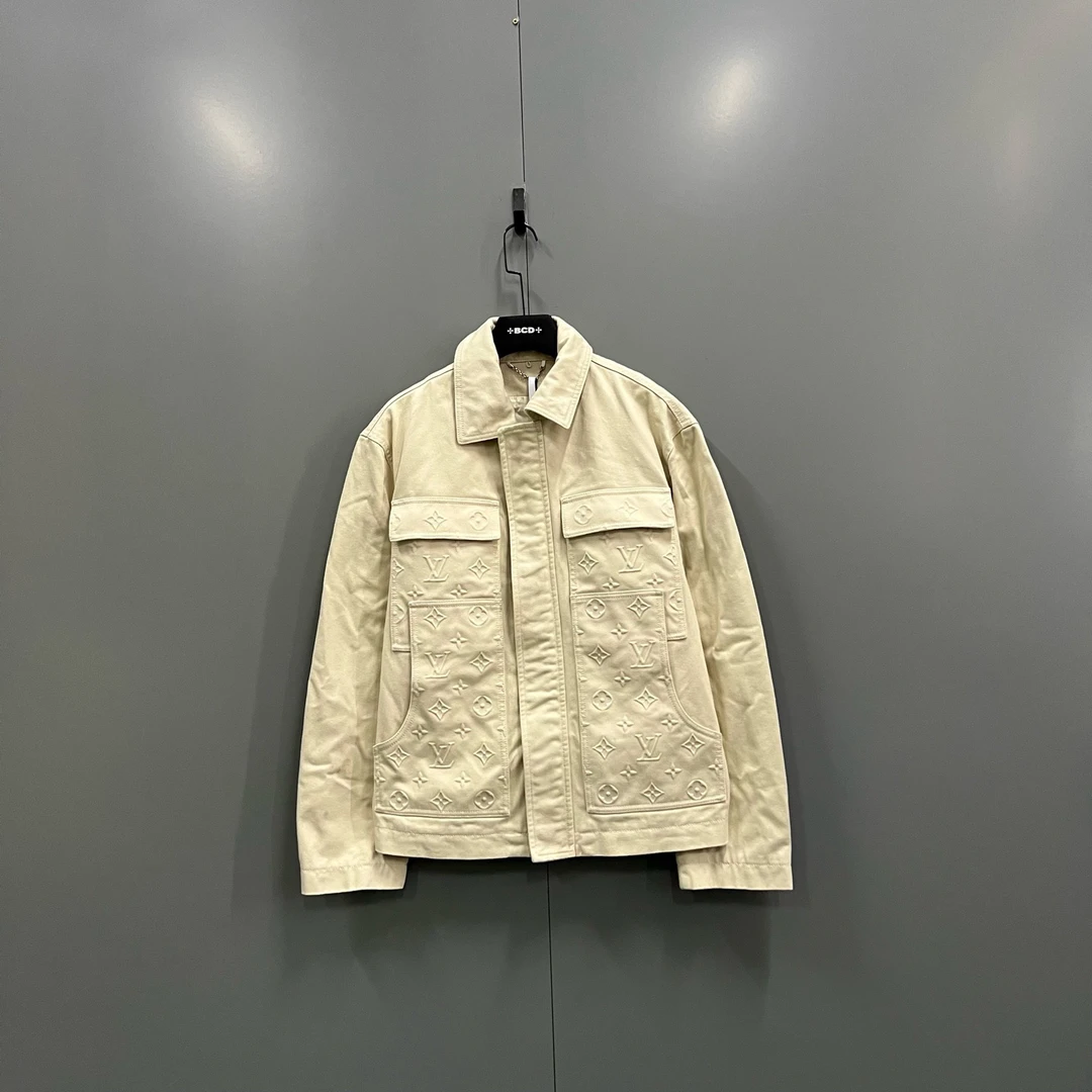 99新 LouisVuitton/路易威登 ab915 015188 lv 老花伐木衣 48码