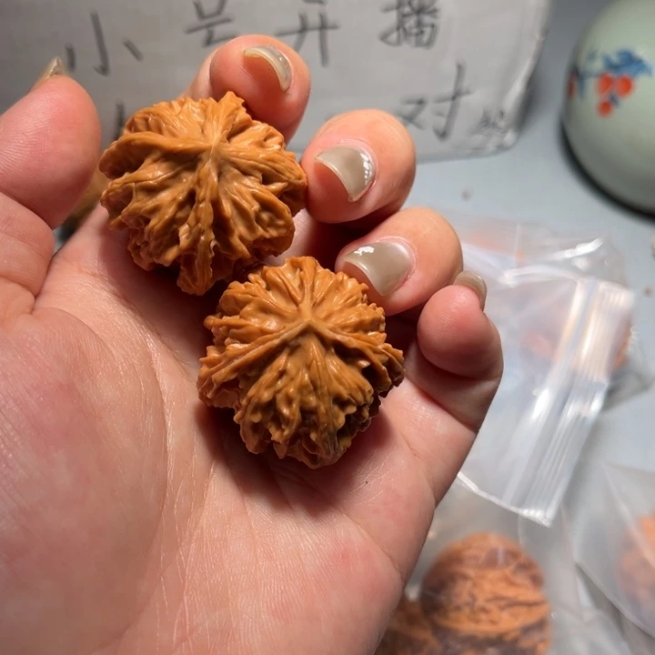 ****把件文玩核桃三棱109