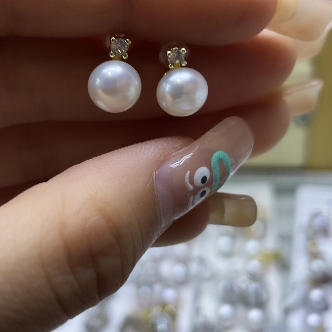 银S925镶嵌淡水珍珠耳饰