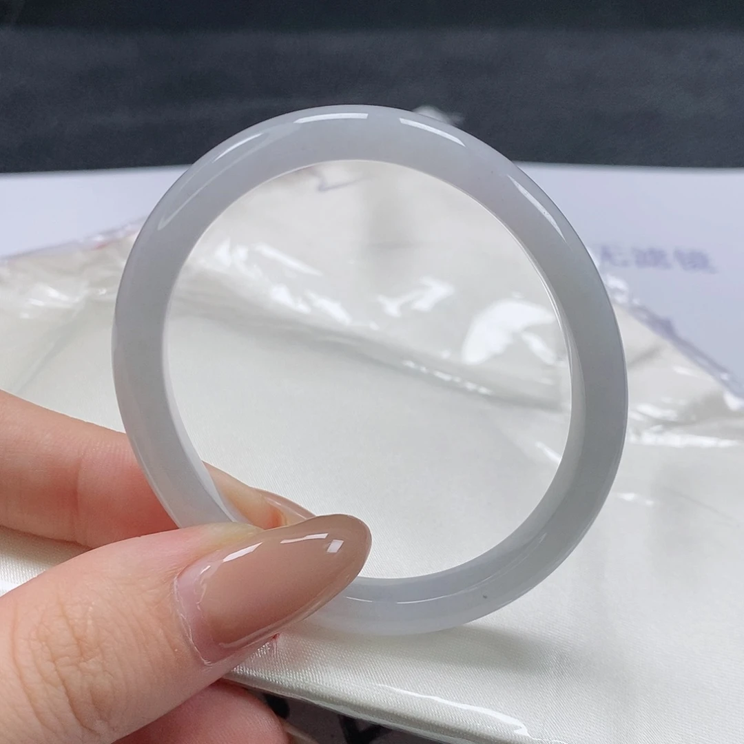 【闪购商品】翡翠手镯（贵妃镯）未镶嵌436号