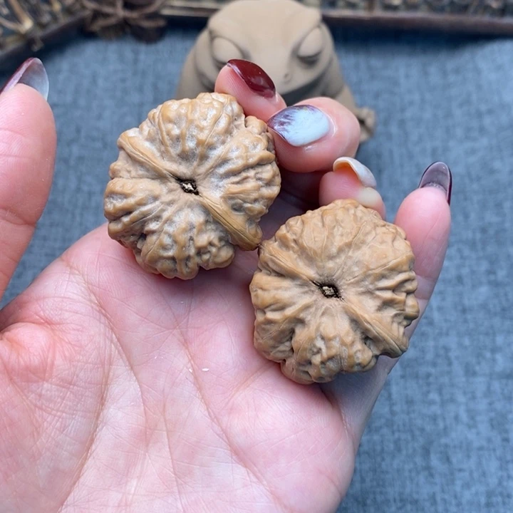 爱***~文玩核桃把件福利