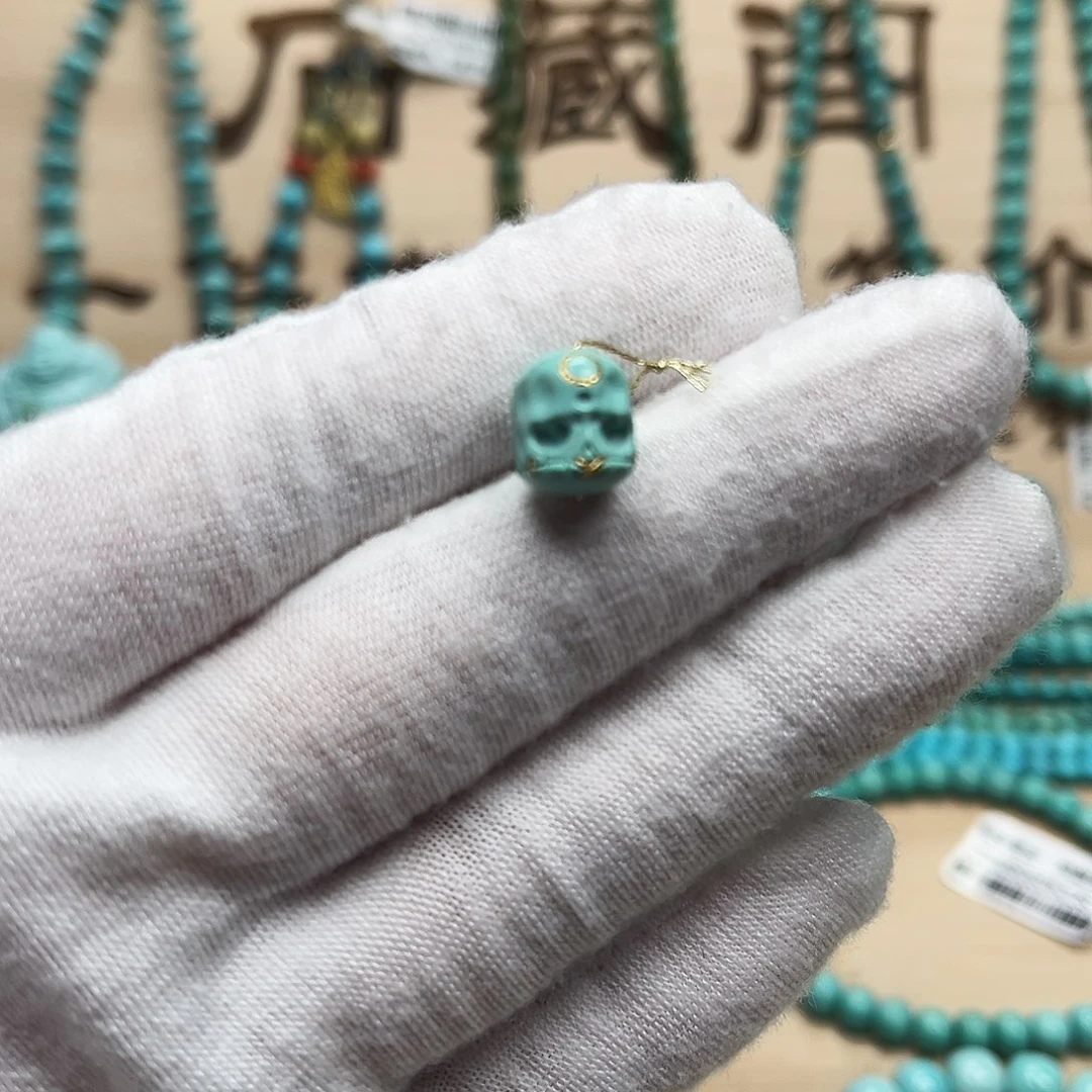 绿松石雕刻未镶嵌