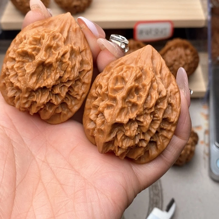 核桃把件杭****华龙鳞核桃