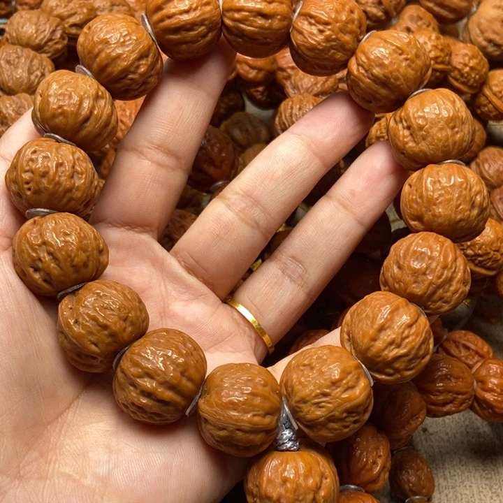 文玩核桃吊坠八棱方墩